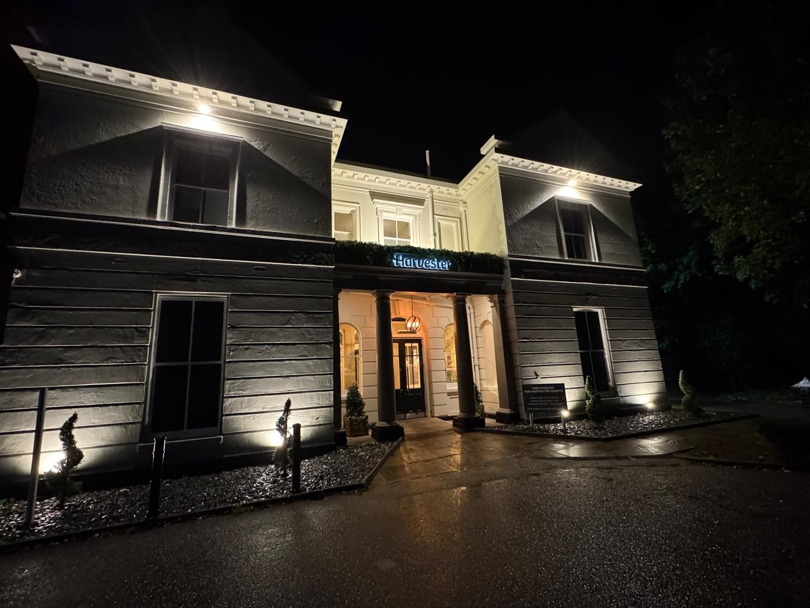 Harvester, Oakmere Potters Bar