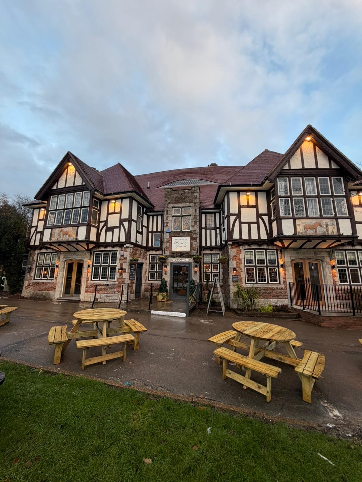 Harvester, Horse & Groom Polegate